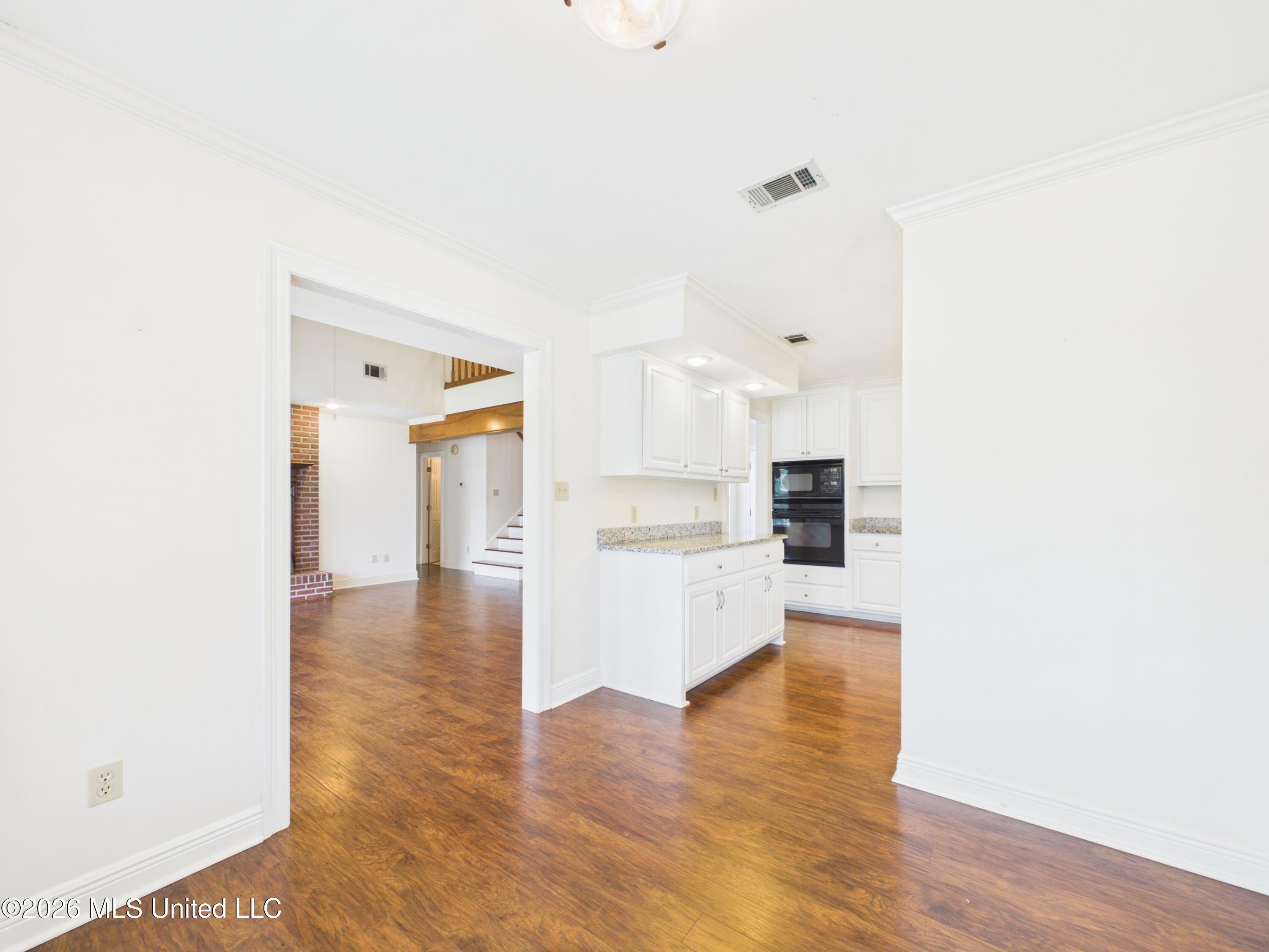1068 Conley Circle Ocean Springs, MS 39564 - Photo 13 of 41 CAM04449G0-PR0046-STILL015