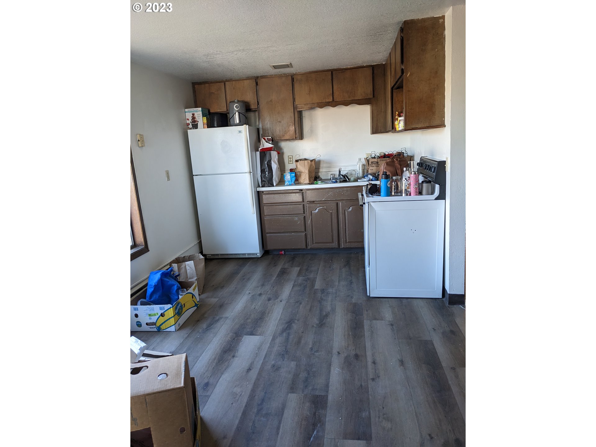 906 Southeast 2nd Street Pendleton, OR 97801 - Photo 8 of 14 Kitchen