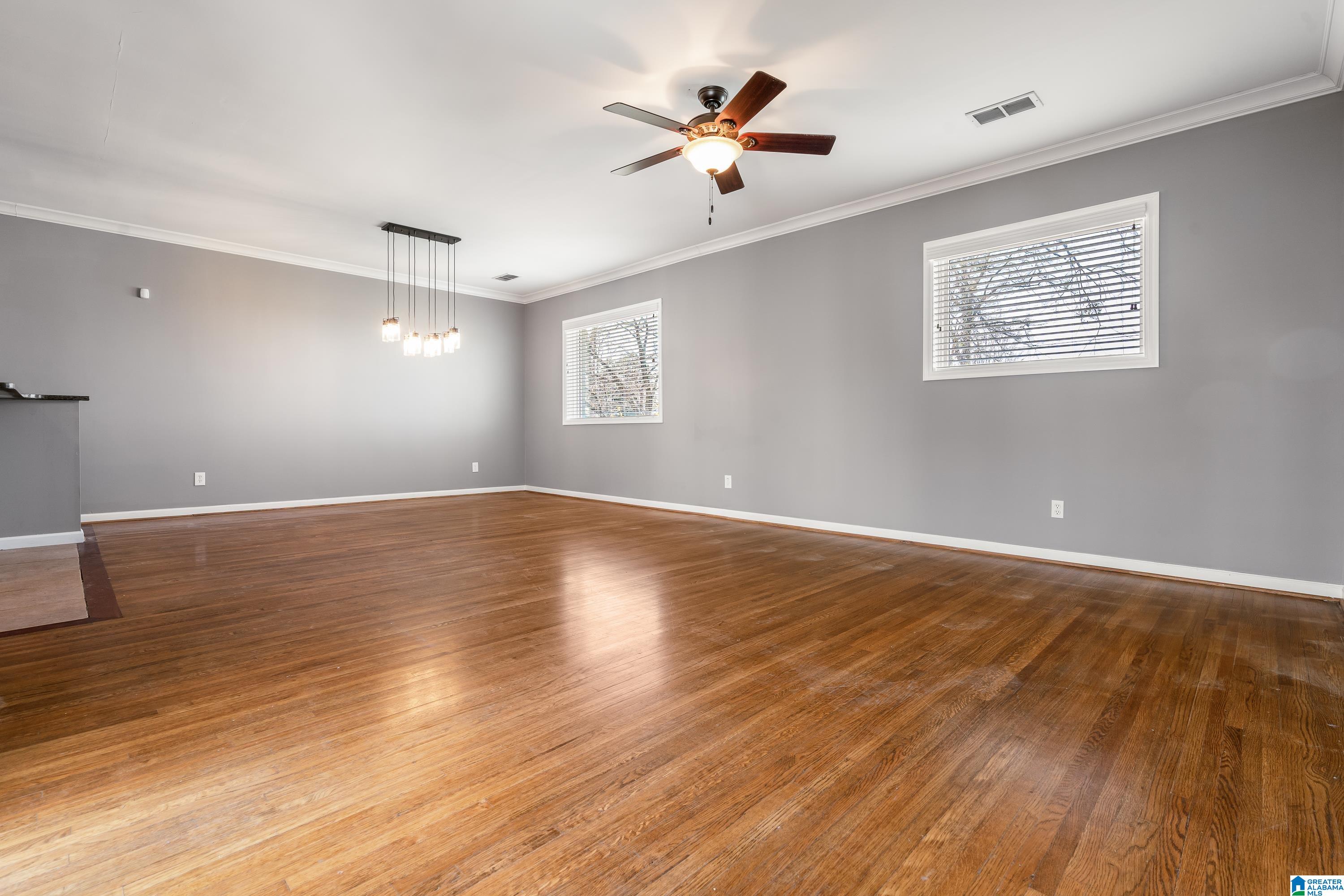 521 Shades Crest Road Birmingham, AL 35226 - Photo 8 of 45