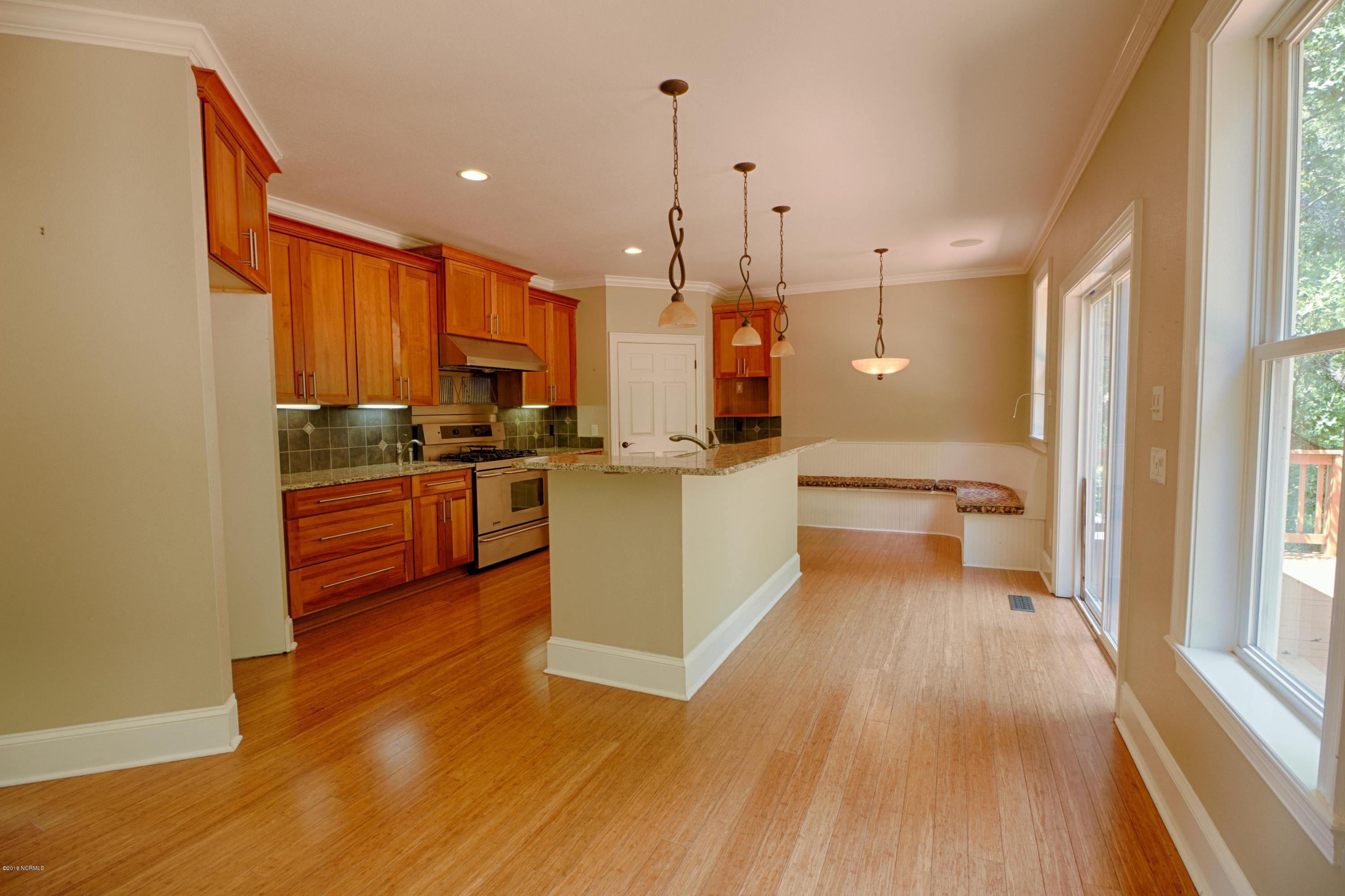 210 Raccoon Run Washington, NC 27889 - Photo 16 of 41 016 Kitchen