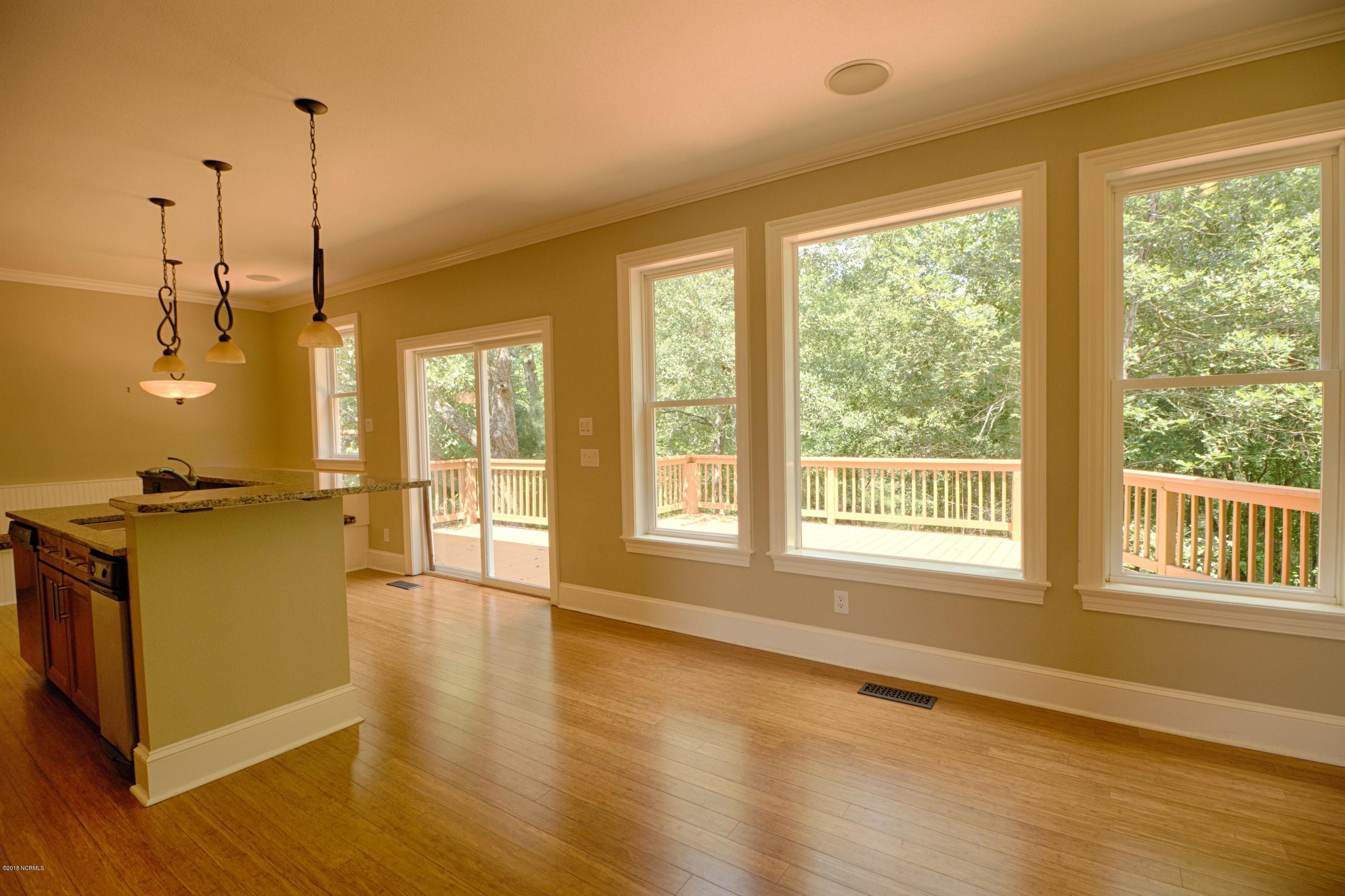 210 Raccoon Run Washington, NC 27889 - Photo 19 of 41 019 Kitchen