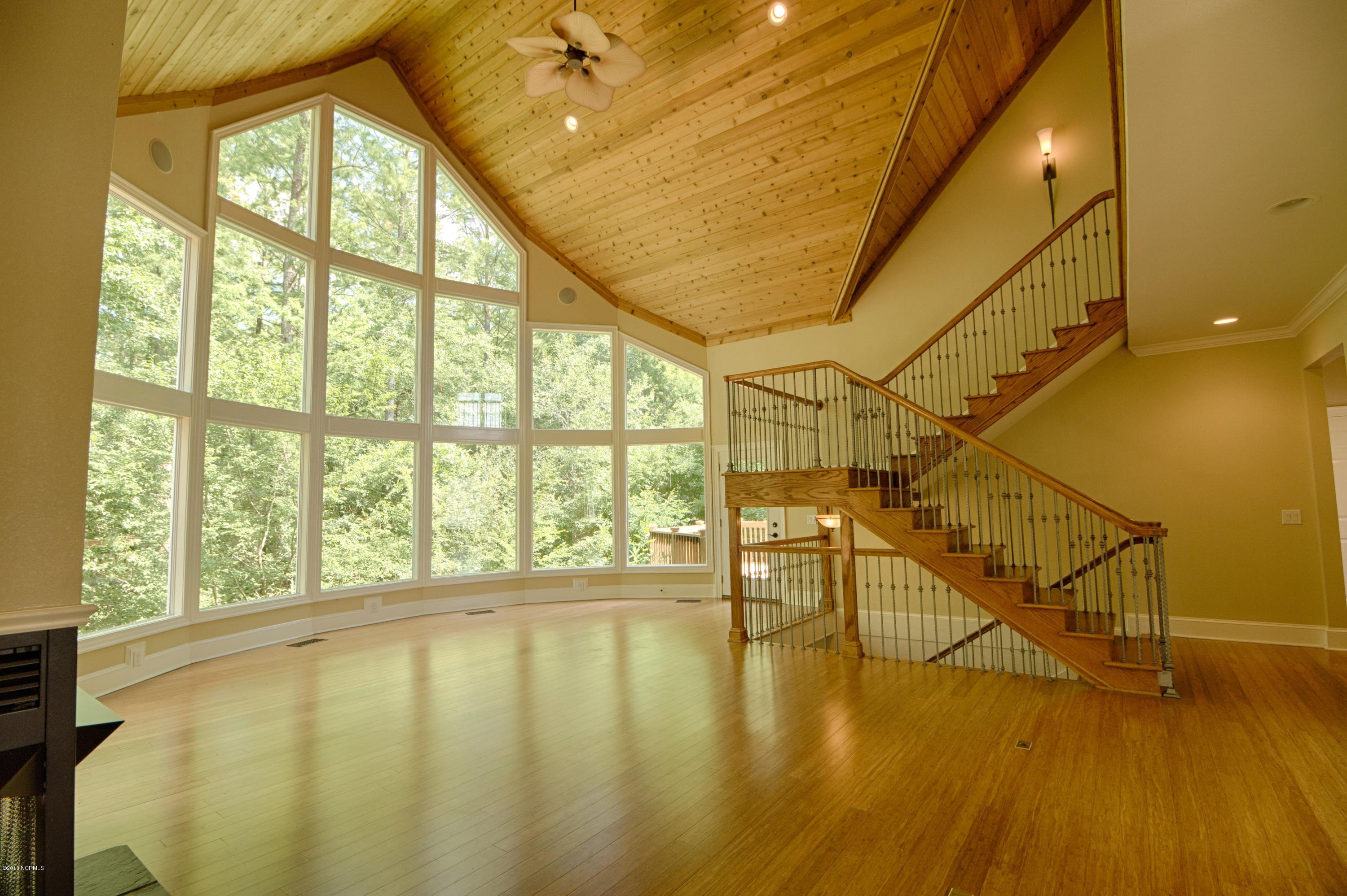 210 Raccoon Run Washington, NC 27889 - Photo 21 of 41 021Living