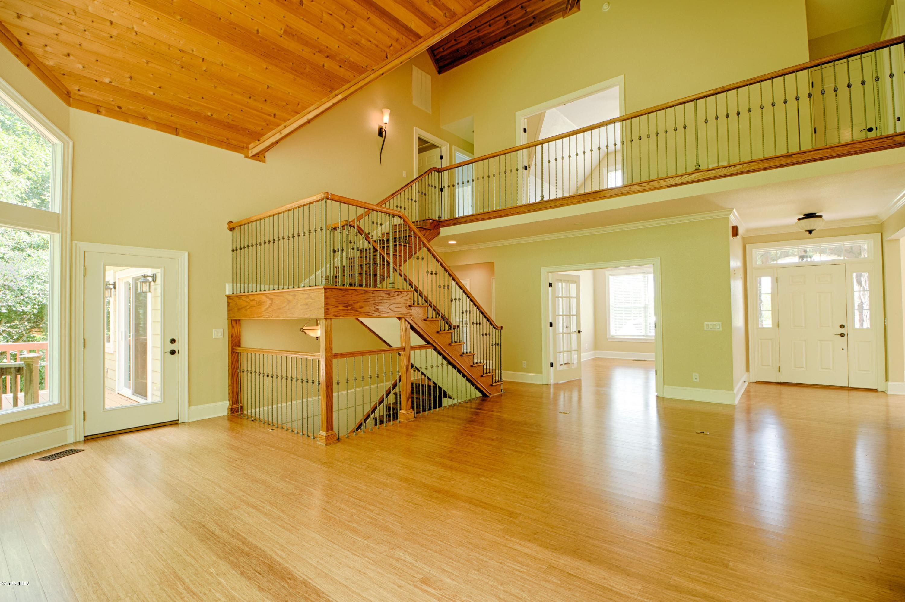 210 Raccoon Run Washington, NC 27889 - Photo 31 of 41 031 Living