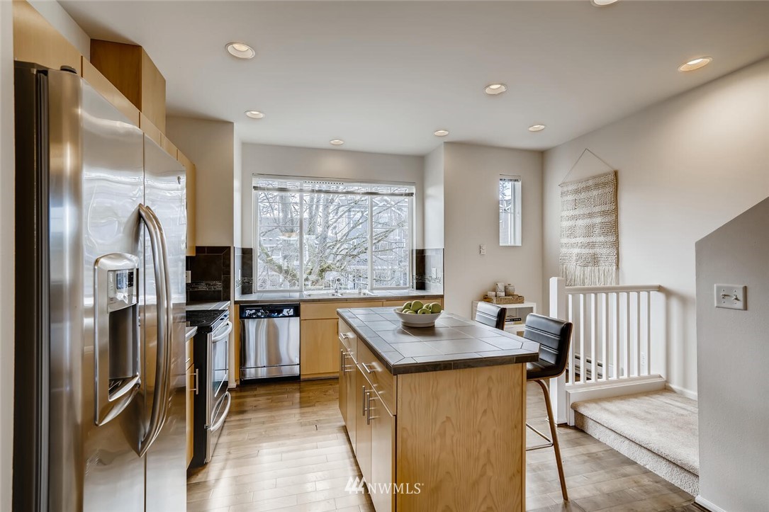 2804 Southwest Morgan Street Seattle, WA 98126 - Photo 11 of 26 Gallery Image 11