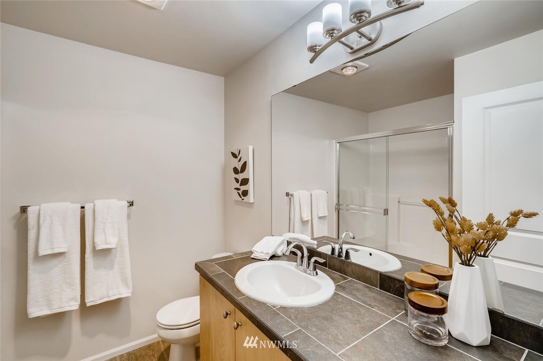 2804 Southwest Morgan Street Seattle, WA 98126 - Photo 18 of 26 Gallery Image 18