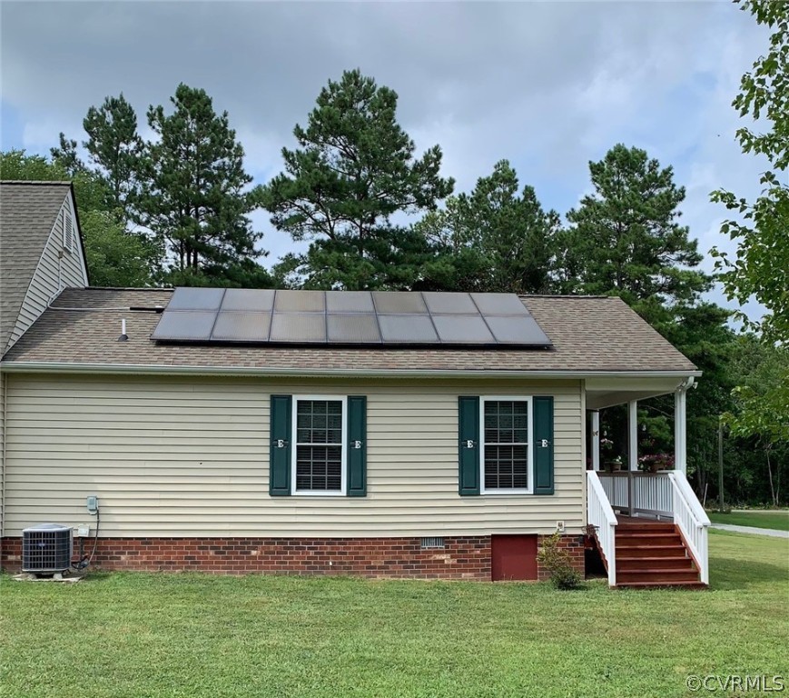 17456 Doggetts Fork Road Ruther Glen, VA 22546 - Photo 33 of 41 Solar Panels.