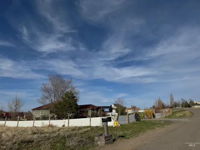 $89,000 | 140 Syringa Loop, Shoshone, ID 83352