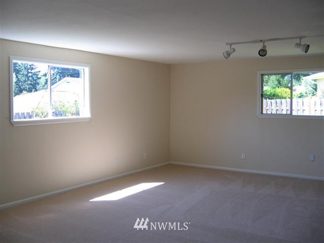 124 234th Street Southwest Bothell, WA 98021 - Photo 4 of 9