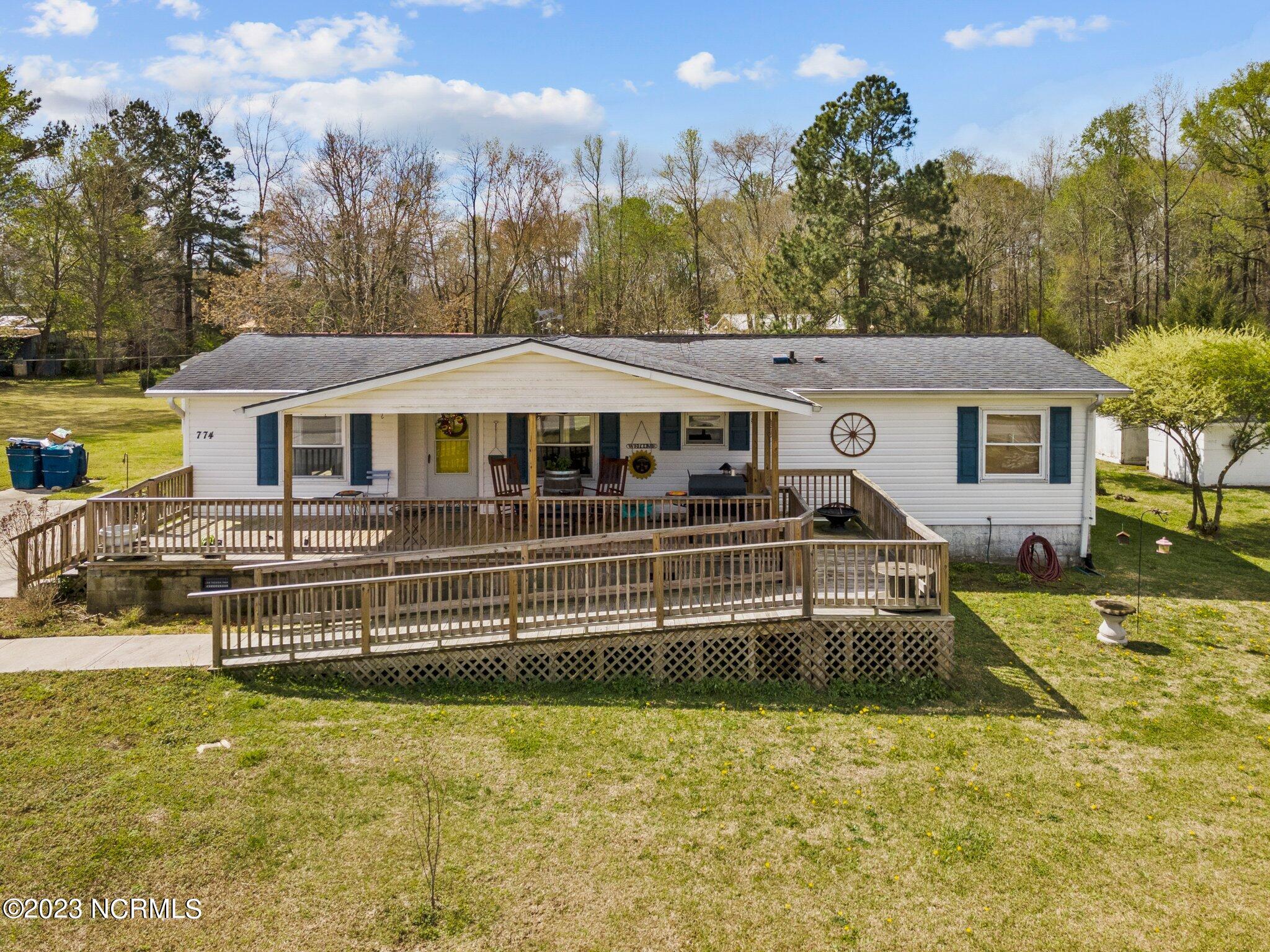 774 Possum Track Road Chocowinity, NC 27817 - Photo 3 of 37 7-web-or-mls-DJI_0001