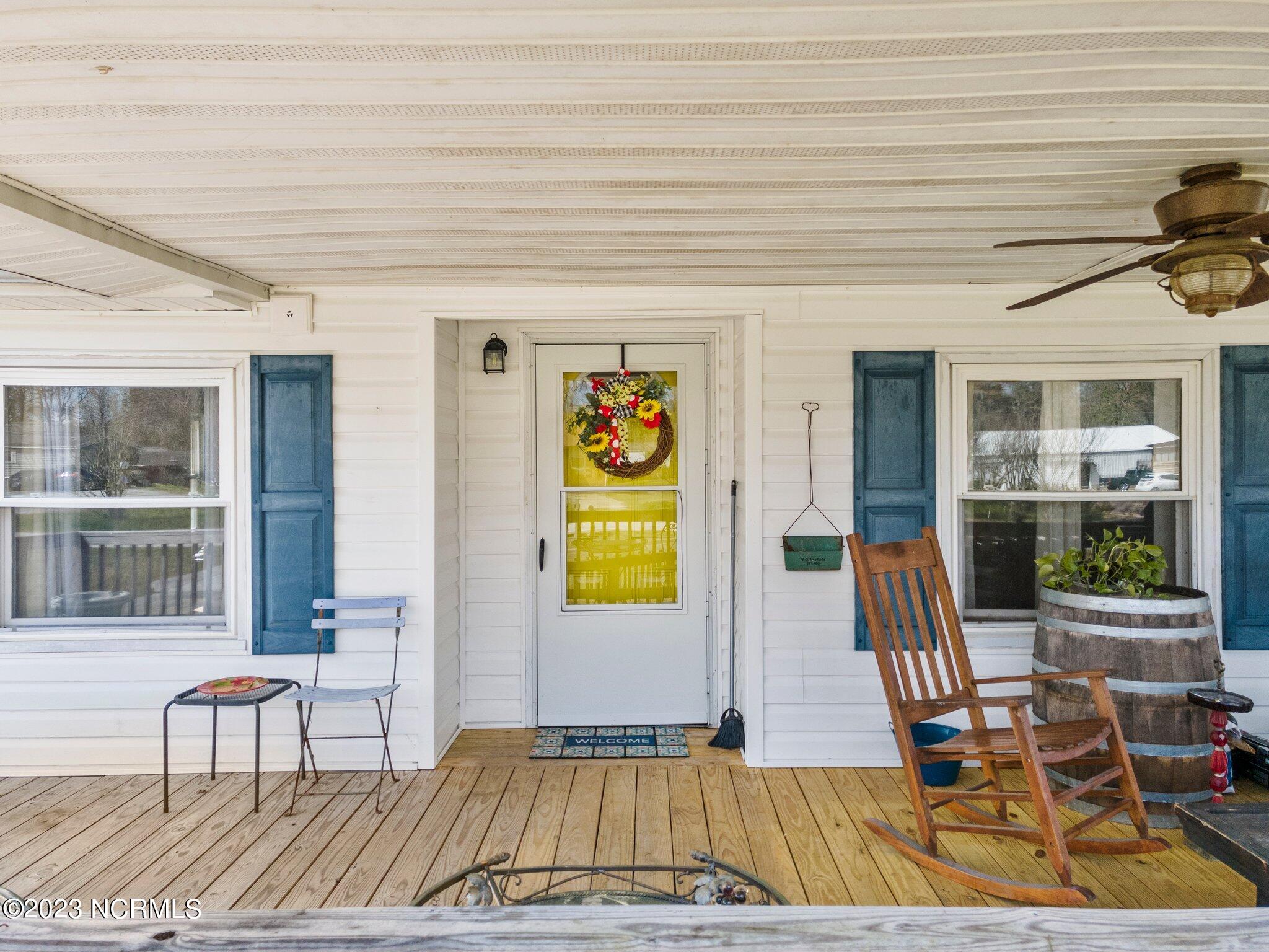 774 Possum Track Road Chocowinity, NC 27817 - Photo 7 of 37 15-web-or-mls-DJI_0012