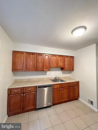 $3,500 | 1556 Bruton Court, McLean, VA 22101