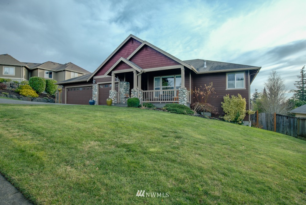 2305 Hawk Way Bellingham, WA 98229 - Photo 2 of 20 Gallery Image 2