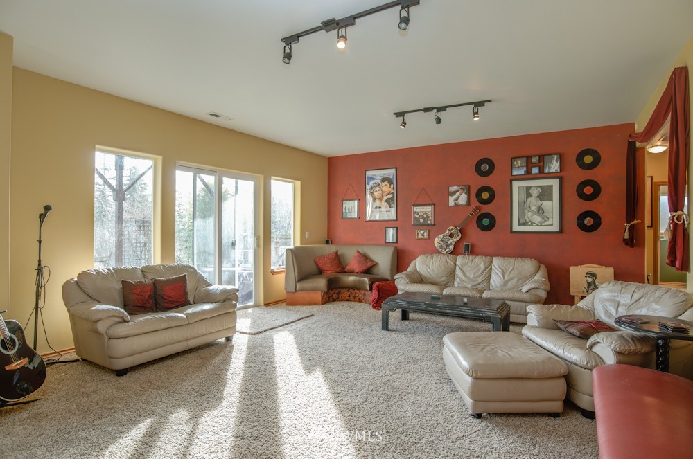 2305 Hawk Way Bellingham, WA 98229 - Photo 16 of 20 Gallery Image 16