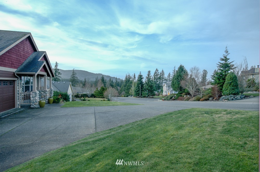 2305 Hawk Way Bellingham, WA 98229 - Photo 4 of 20 Gallery Image 4