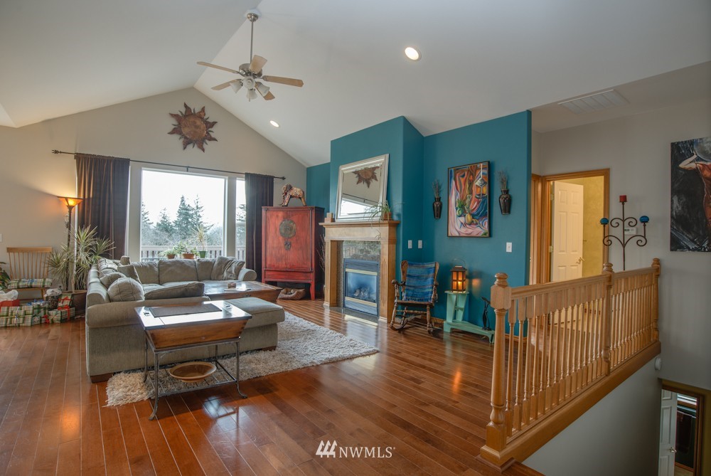 2305 Hawk Way Bellingham, WA 98229 - Photo 5 of 20 Gallery Image 5