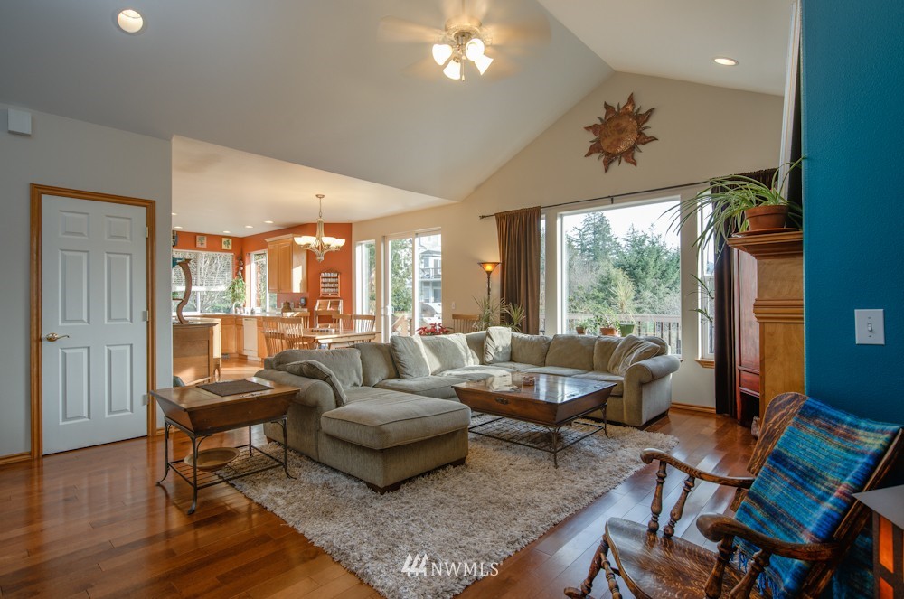 2305 Hawk Way Bellingham, WA 98229 - Photo 6 of 20 Gallery Image 6