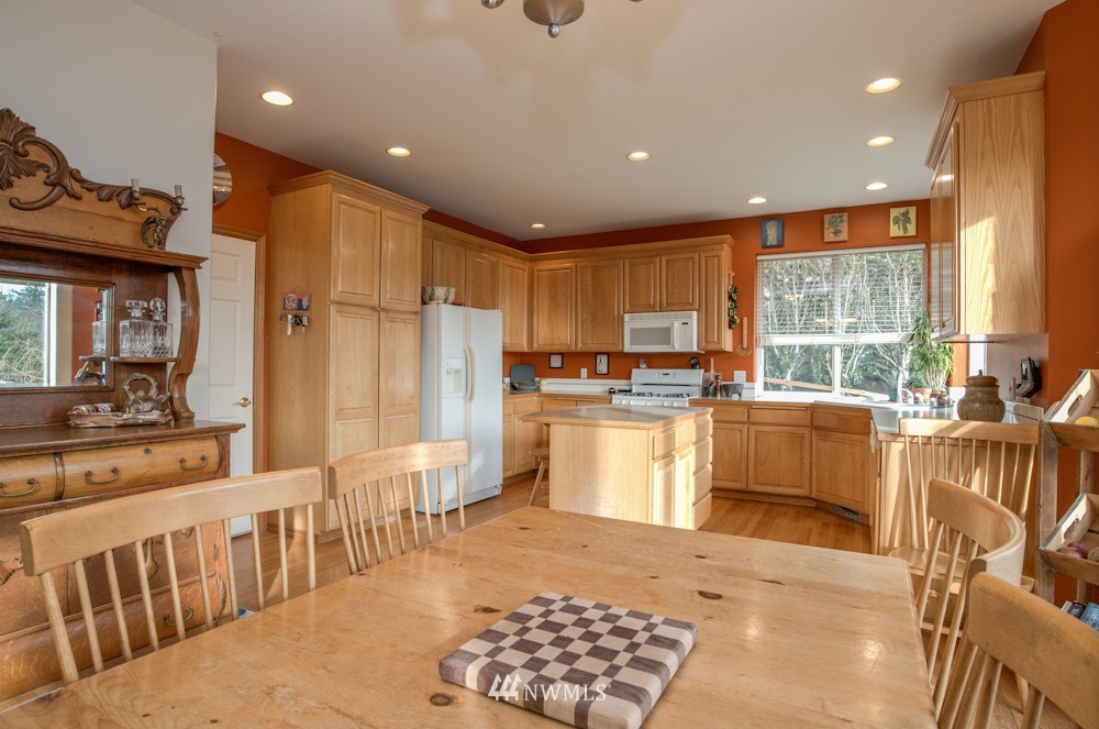 2305 Hawk Way Bellingham, WA 98229 - Photo 9 of 20 Gallery Image 9