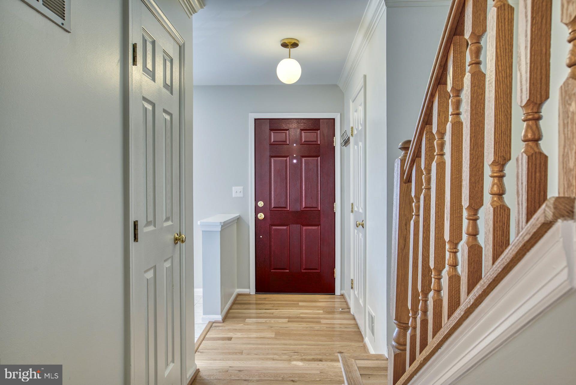 6003 Bingley Road Alexandria, VA 22315 - Photo 4 of 33 Gallery Image 4