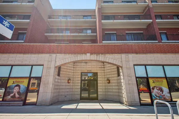 $449,000 | 3125 West Fullerton Avenue, Unit 406, Chicago, IL 60647
