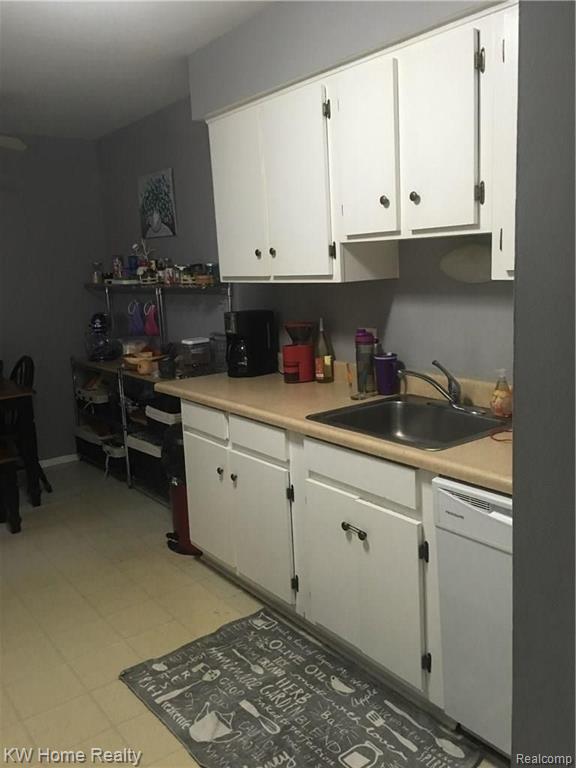 503 East University Drive Rochester, MI 48307 - Photo 3 of 9