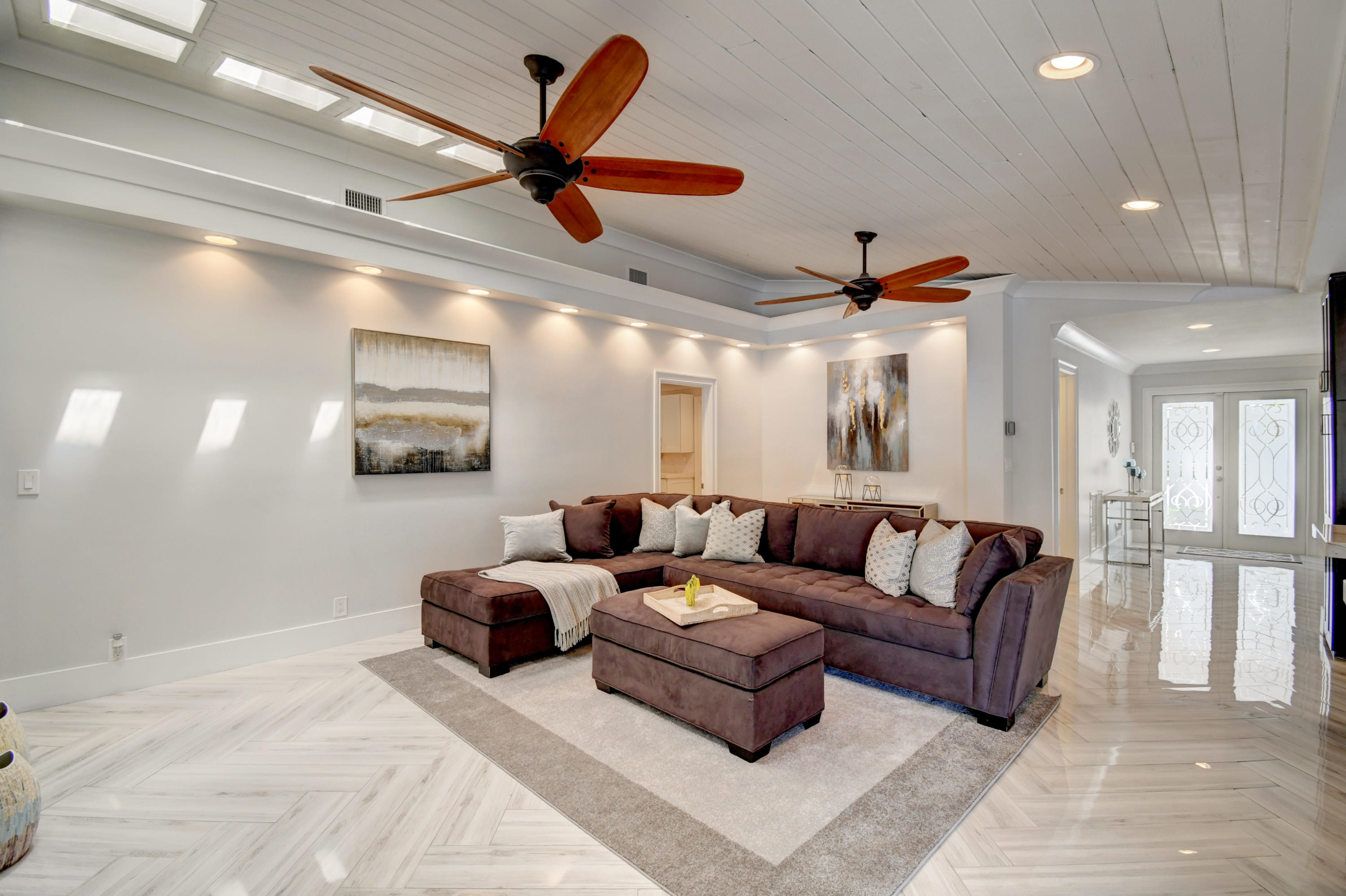 7425 Northeast 8th Court Boca Raton, FL 33487 - Photo 15 of 71 09_dsc_0366_67_68_69_70