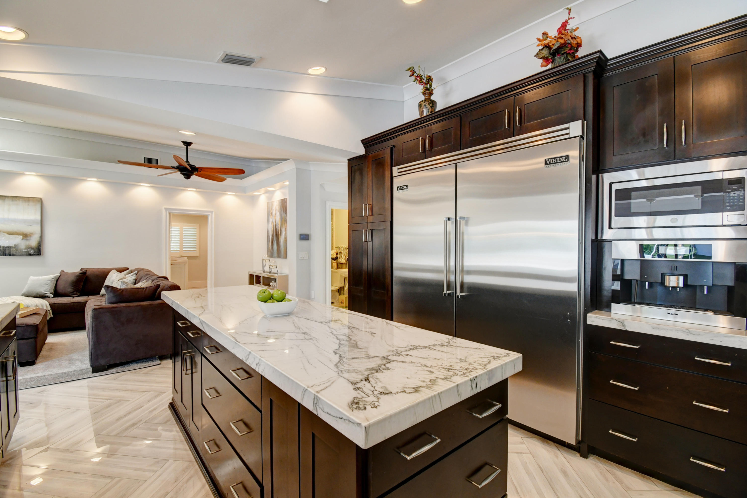 7425 Northeast 8th Court Boca Raton, FL 33487 - Photo 21 of 71 15_dsc_0426_27_28_29_30