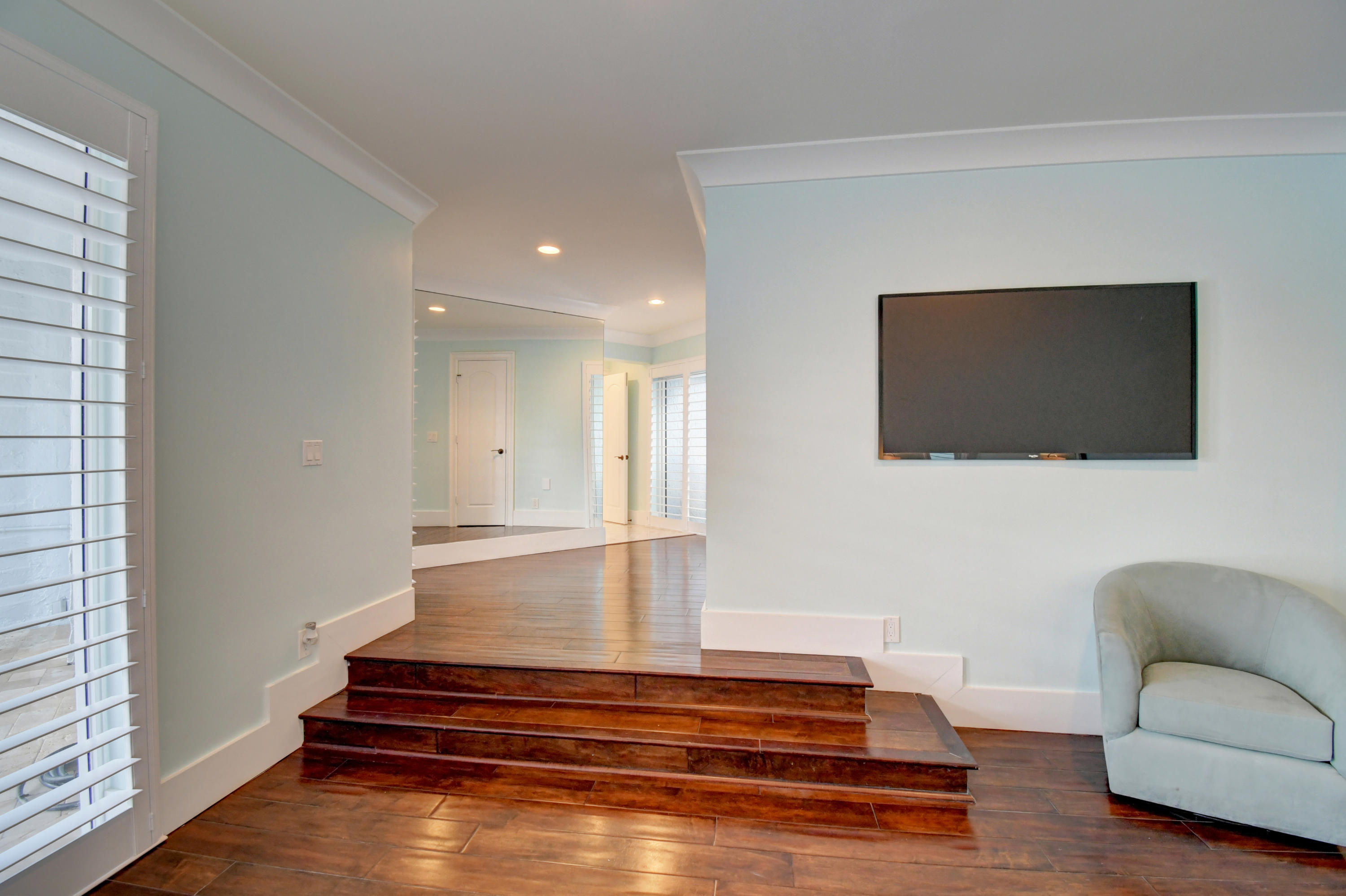 7425 Northeast 8th Court Boca Raton, FL 33487 - Photo 29 of 71 23_dsc_0556_57_58_59_60