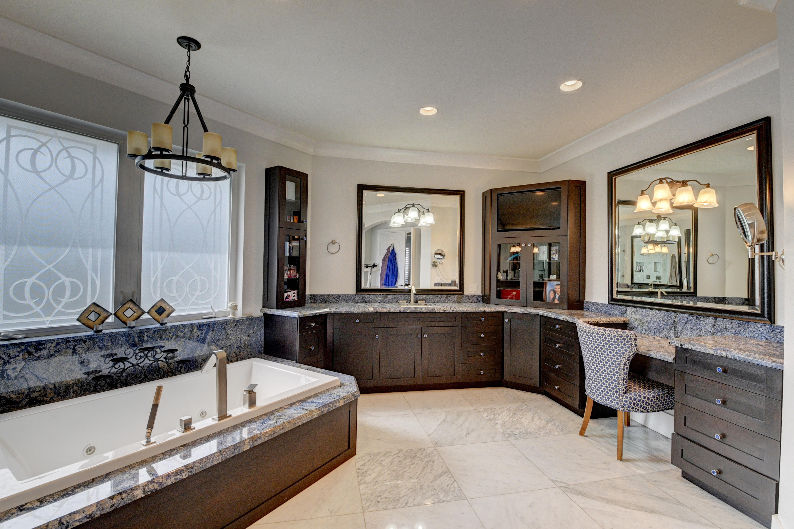 7425 Northeast 8th Court Boca Raton, FL 33487 - Photo 41 of 71 56_dsc_9639_40_41_42_43