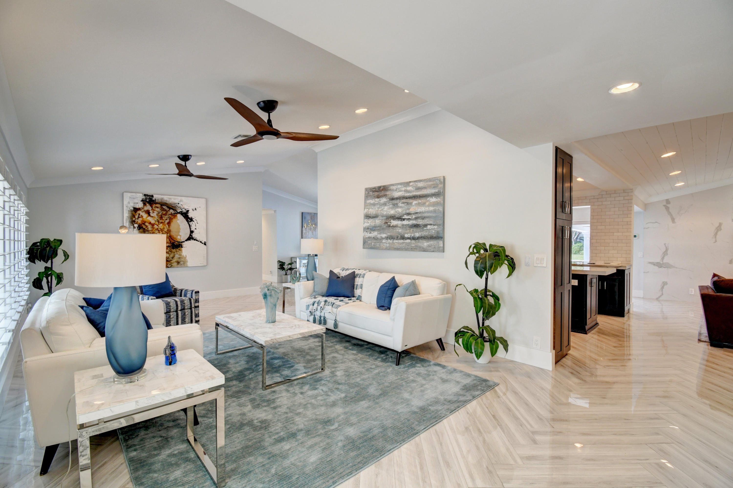 7425 Northeast 8th Court Boca Raton, FL 33487 - Photo 10 of 71 04_dsc_0316_17_18_19_20