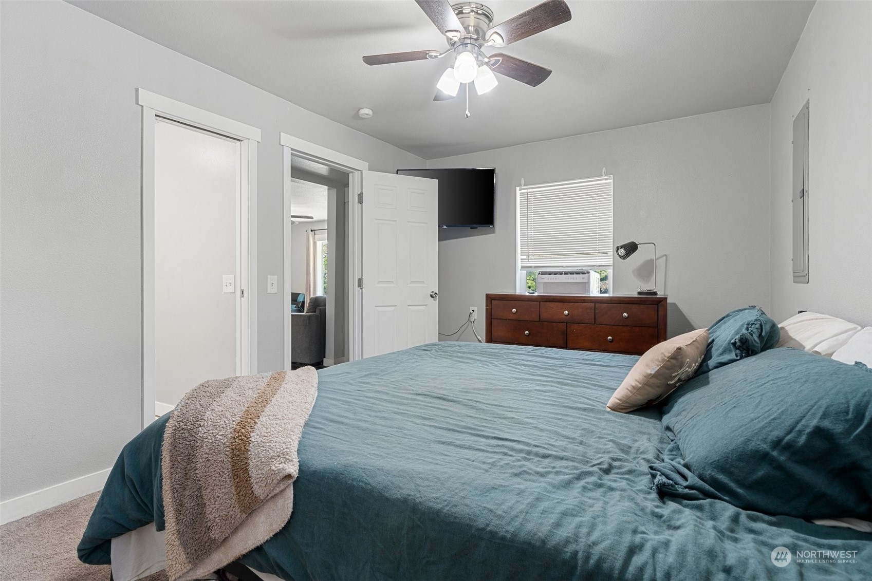3210 Pine Road Northeast Bremerton, WA 98310 - Photo 14 of 28 Gallery Image 14