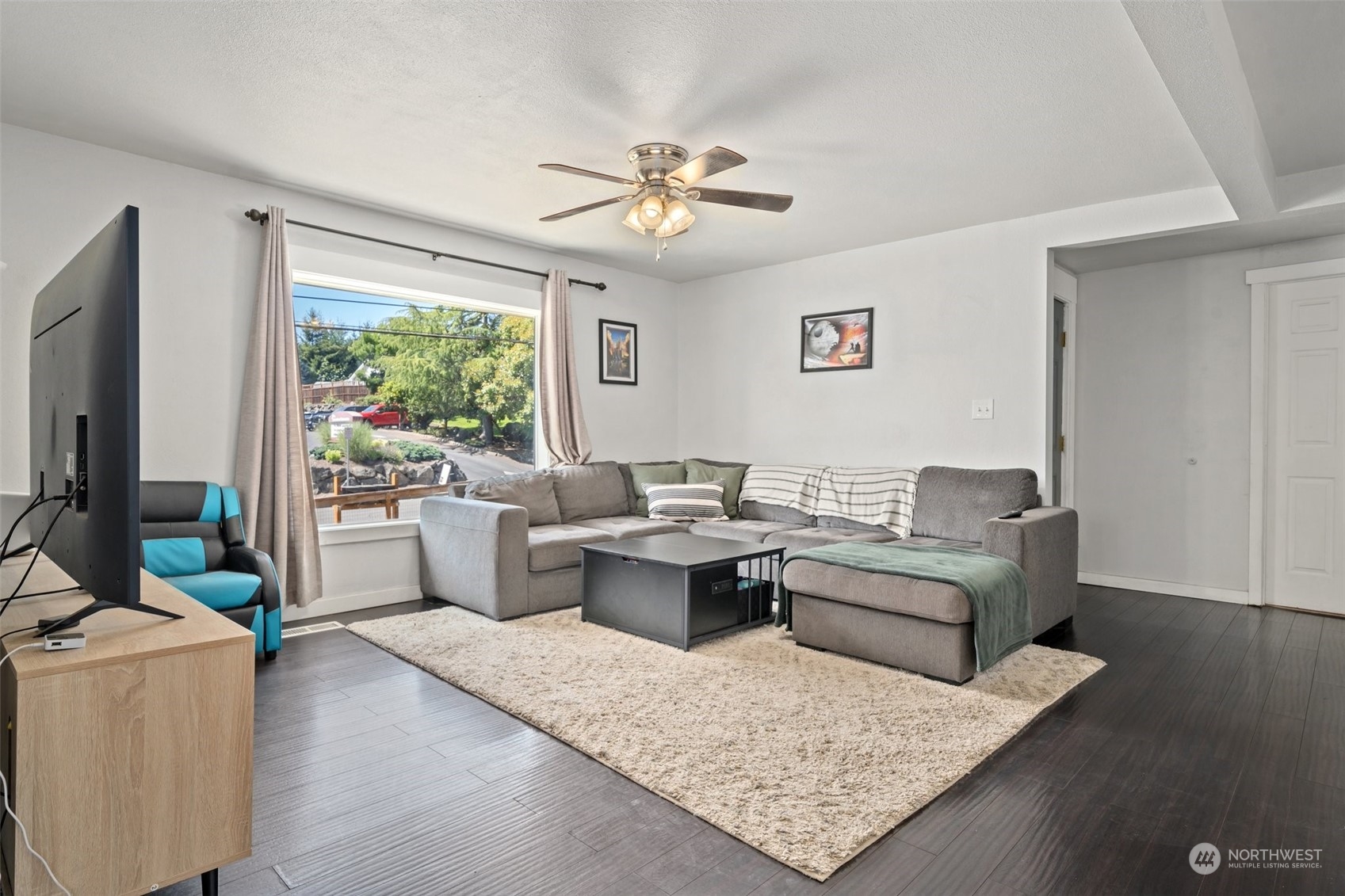 3210 Pine Road Northeast Bremerton, WA 98310 - Photo 7 of 28 Gallery Image 7