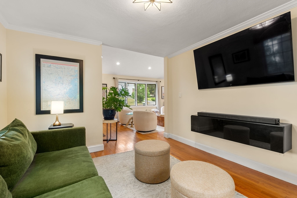 115 Ridge Street Arlington, MA 02474 - Photo 13 of 39 Gallery Image 13