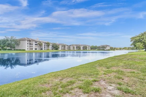 $2,200 | 9440 Poinciana Place, Unit 101, Davie, FL 33324