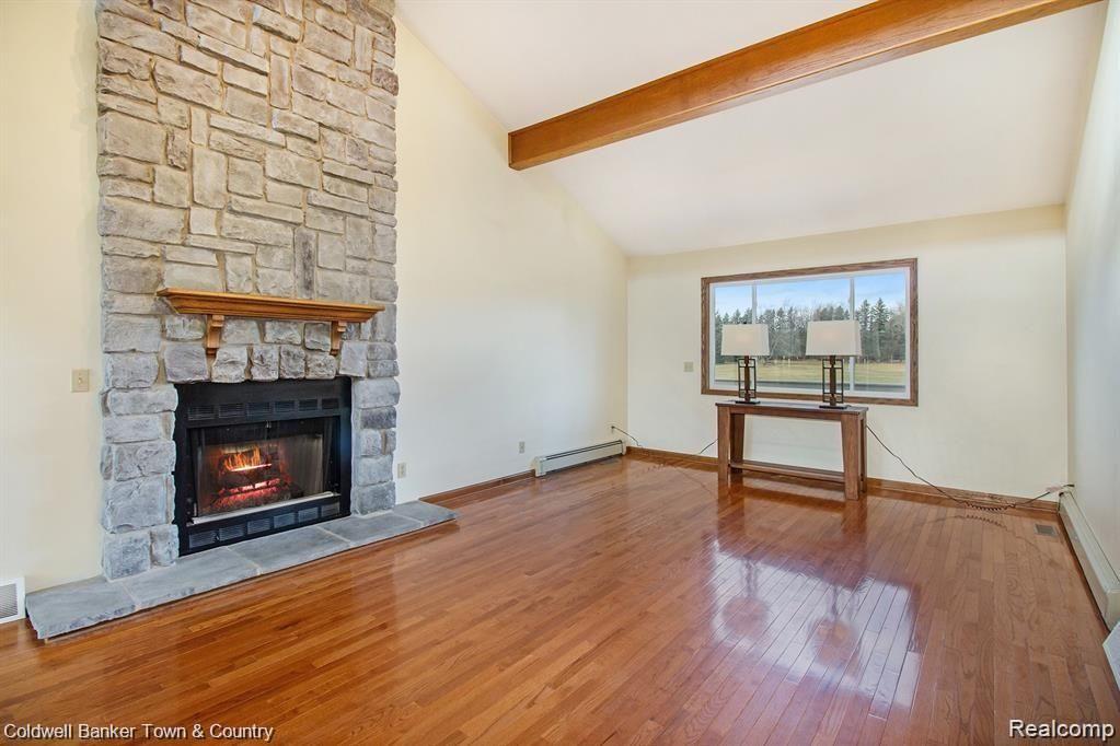 6641 Winans Lake Road Brighton, MI 48116 - Photo 13 of 29 GetMedia-12.jpg