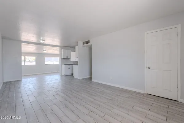 $314,000 | 1526 West North Lane, Phoenix, AZ 85021