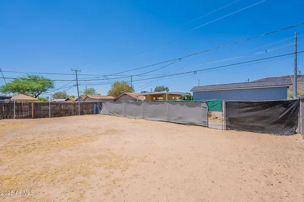 $314,000 | 1526 West North Lane, Phoenix, AZ 85021