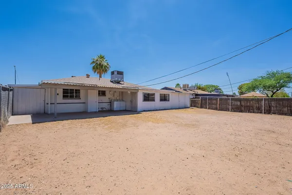 $314,000 | 1526 West North Lane, Phoenix, AZ 85021