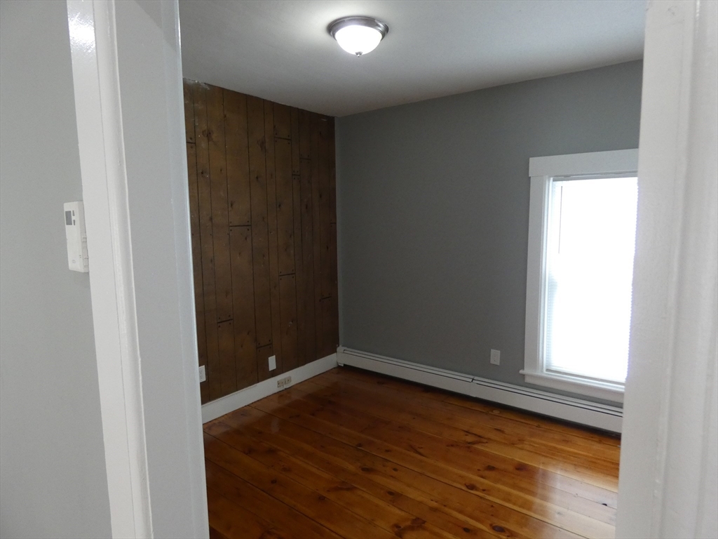 94 Maple Street, Unit 2 Gardner, MA 01440 - Photo 9 of 21