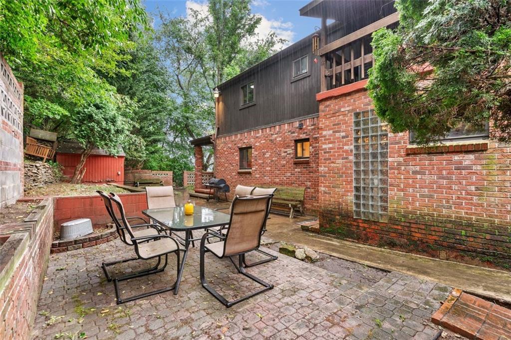 121 Frazier Avenue McKees Rocks, PA 15136 - Photo 24 of 29 a view of a patio