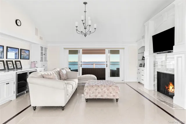 $60,000 | 17 Ludlow Lane, Hampton Bays, NY 11946