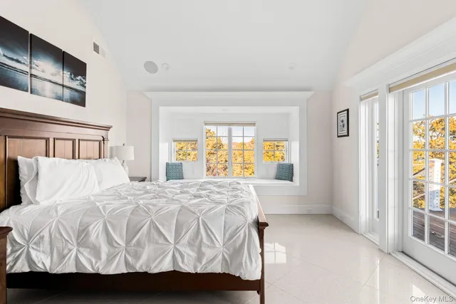 $60,000 | 17 Ludlow Lane, Hampton Bays, NY 11946