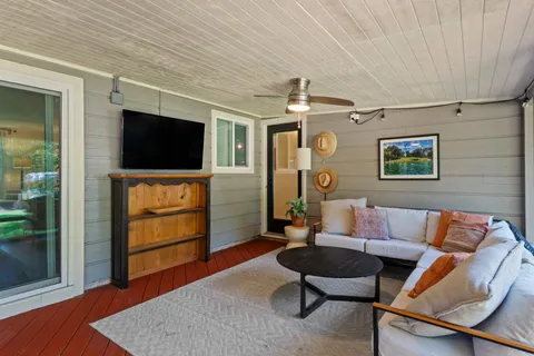 $649,000 | 3207 Carol Ann Drive, Austin, TX 78723