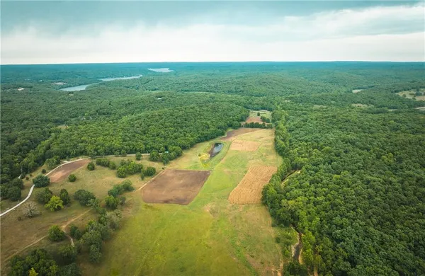 $1,292,000 | 0 Knobby Creek Road, Edwards, MO 65326