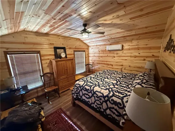 $1,292,000 | 0 Knobby Creek Road, Edwards, MO 65326