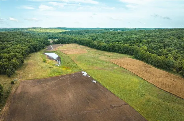 $1,292,000 | 0 Knobby Creek Road, Edwards, MO 65326