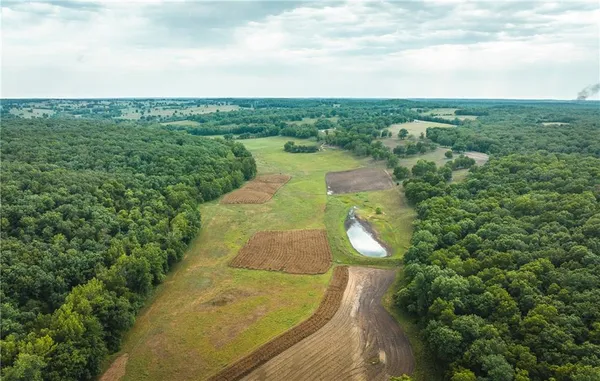 $1,292,000 | 0 Knobby Creek Road, Edwards, MO 65326