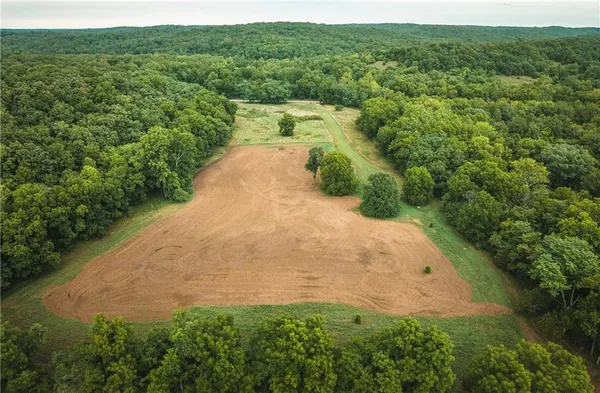 $1,292,000 | 0 Knobby Creek Road, Edwards, MO 65326