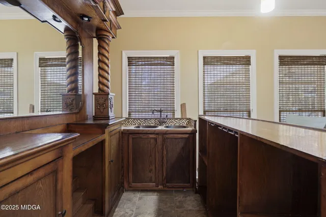 $775,000 | 1231 Woodcrest Drive, Macon, GA 31210