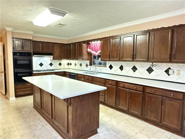 242 Vick Road Effie, LA 71331 - Photo 2 of 37