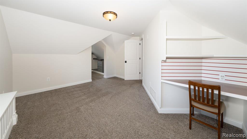 3248 Hickory Lawn Road Rochester Hills, MI 48307 - Photo 19 of 25